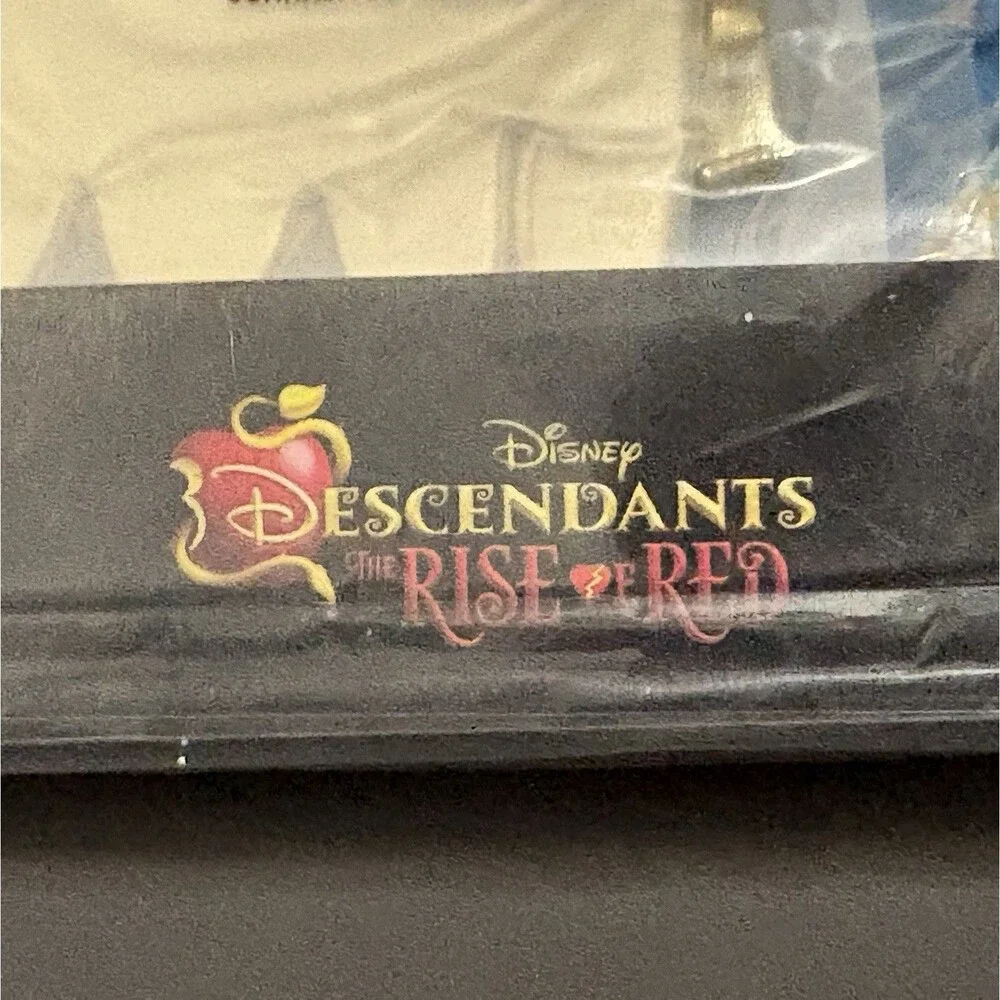 Disney Descendants 4 Costume Chloe Youth Large 12-14 The Rise Of Red Halloween